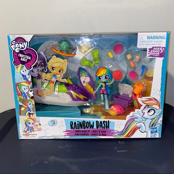 My Little Pony Equestria Girls Rainbow Dash "Sporty Beach Set" by Hasbro My Little Pony Equestria Girls Rainbow Dash "Sporty Beach Set" by Hasbro